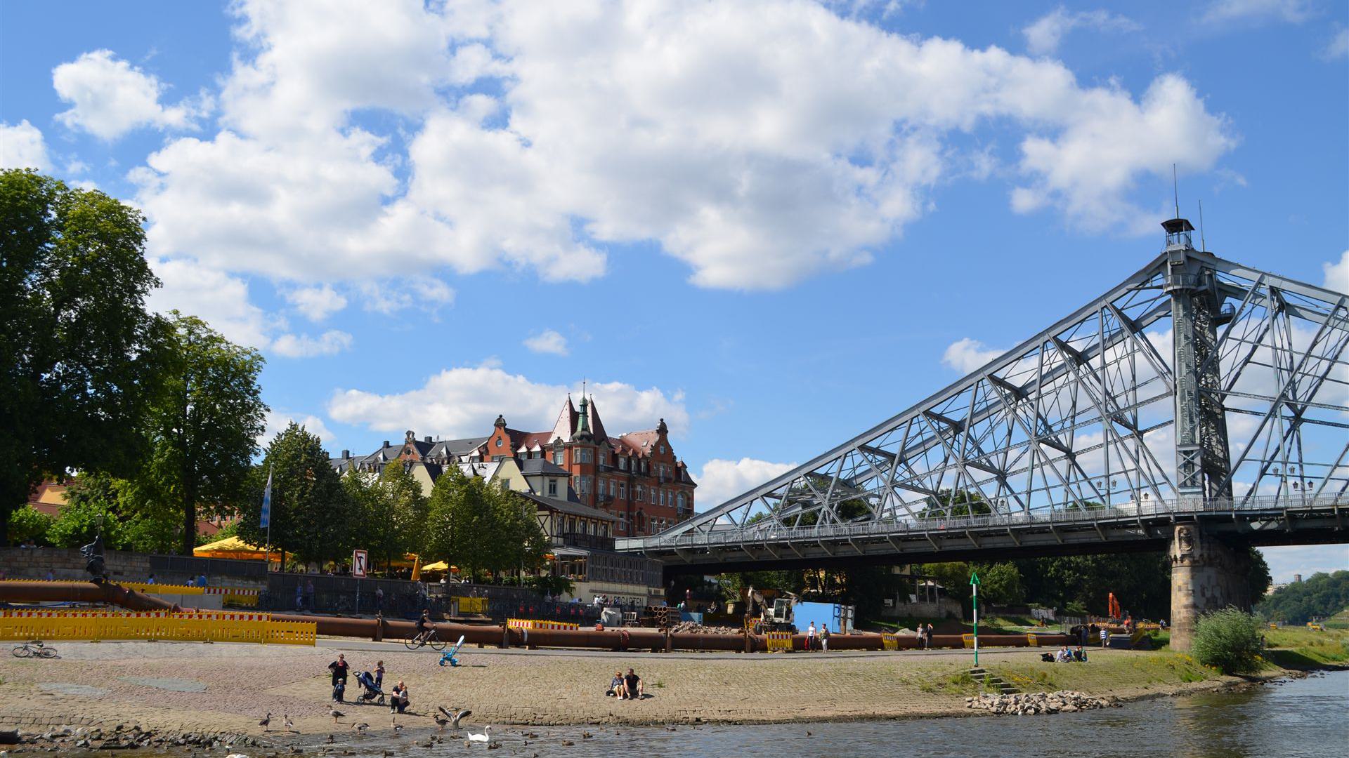 Blaues Wunder und Schillerplatz