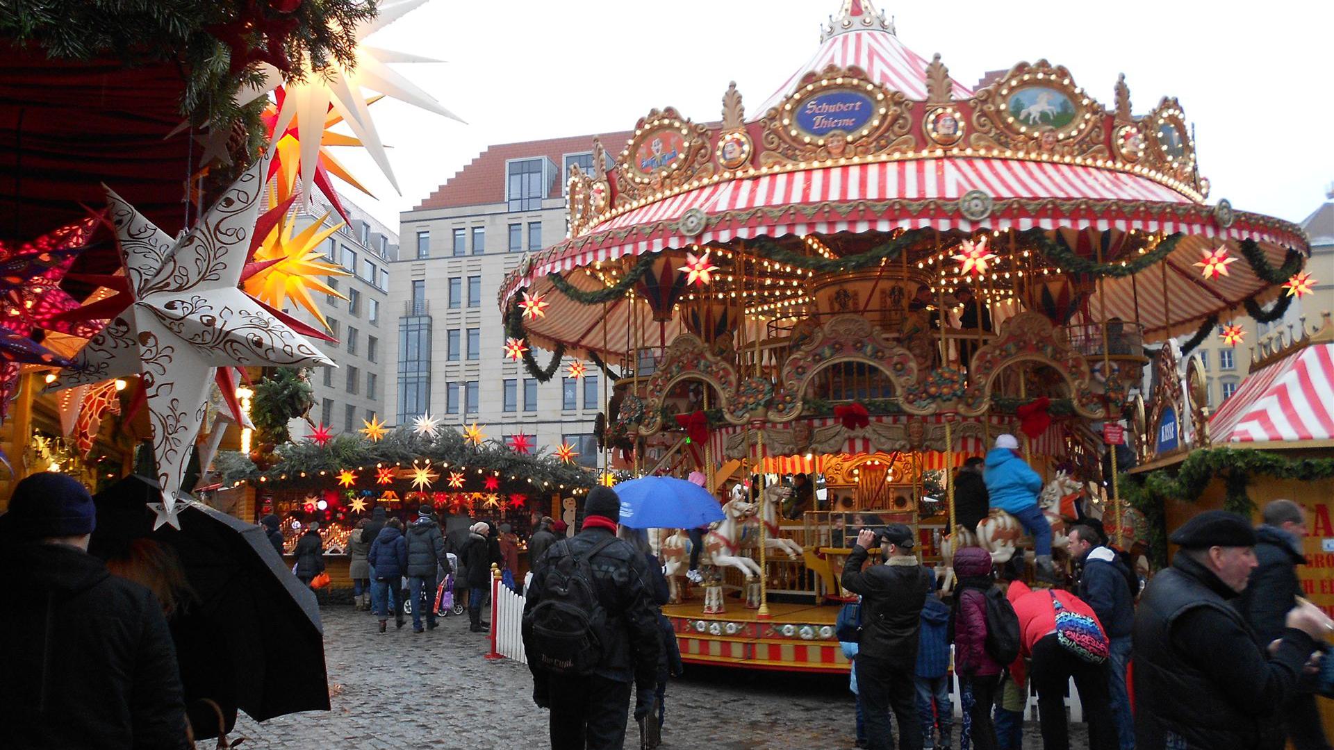 Weihnachtsmarkt auf dem Altmarkt