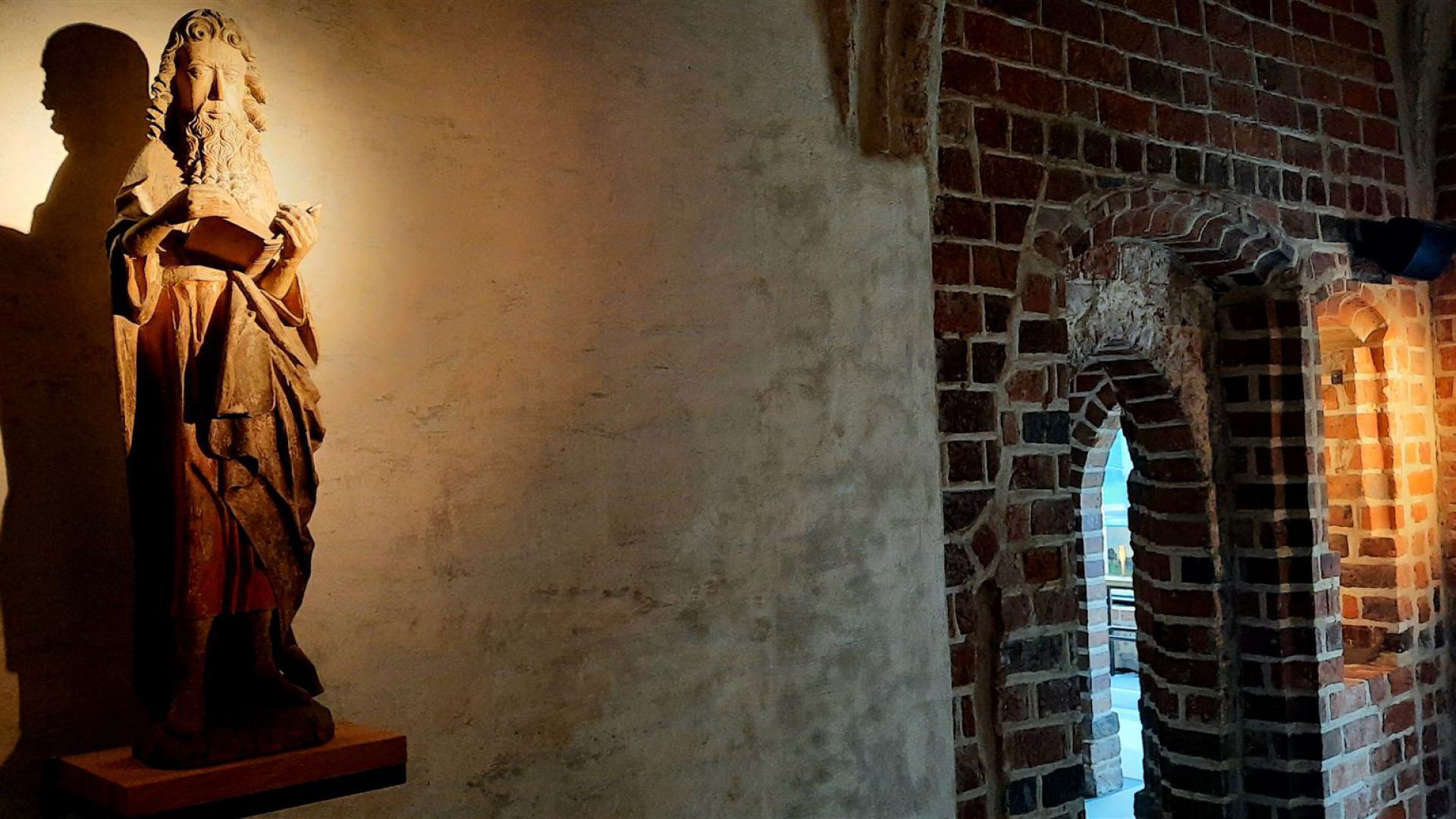 Staue im Stadtmuseum Neubrandenburg